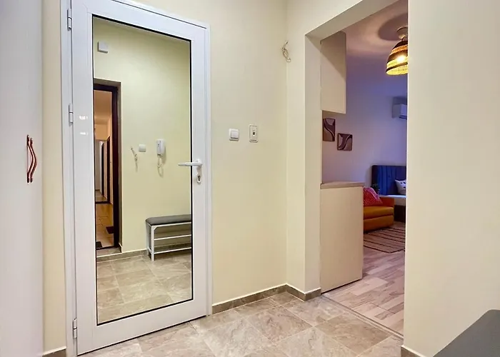 Apartment 110 By Cosher *