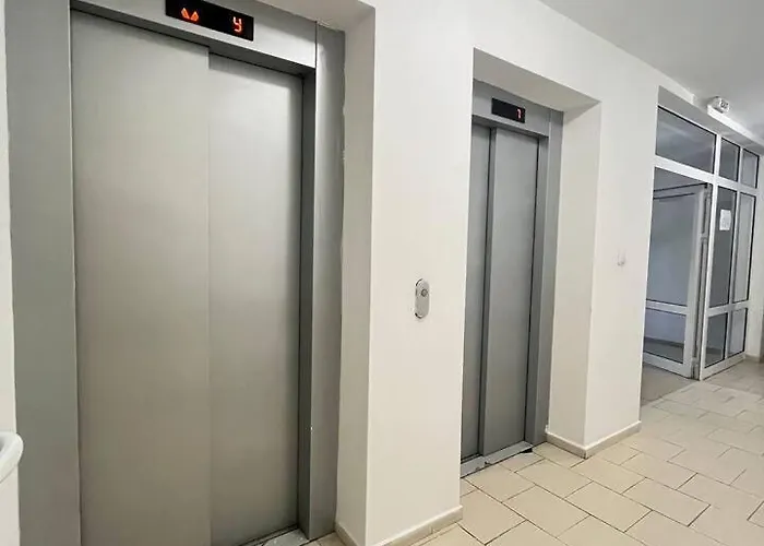 110 By Cosher דירה